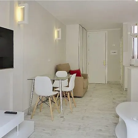 Island Village 别墅 阿德耶