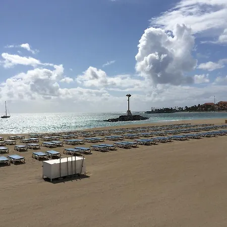 Island Village 别墅