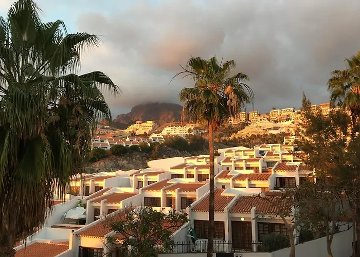 Villa Island Village *