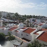 Villa Island Village *
