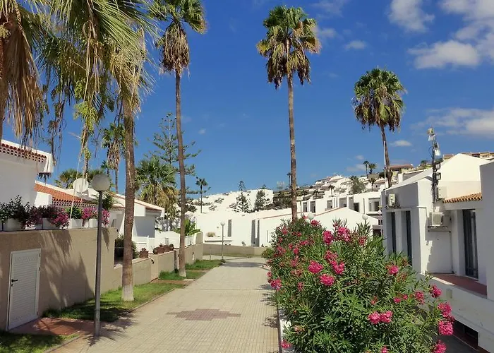 Island Village Villa *