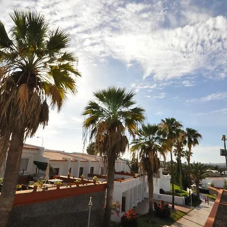 Island Village Villa *