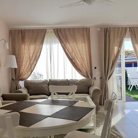 Island Village Villa Costa Adeje (Tenerife)